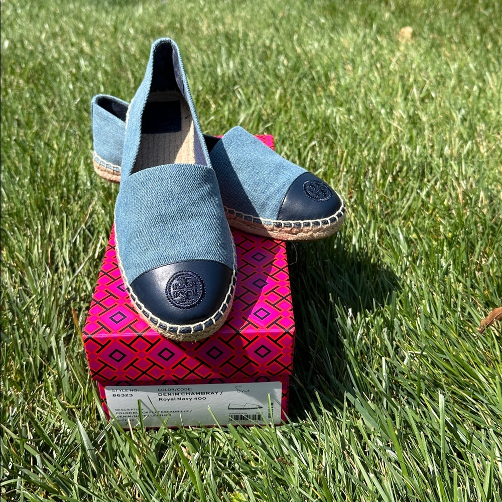Tory Burch Color Block Flat Espadrille Slip-On Denim Navy Nappa Leather Cap sz 7
